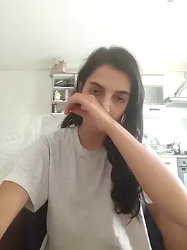 Snapshot of SweetMelodyZ chatting on October 28, 2025, 6:45 am SweetMelodyZ online show from October 28, 2025, 6:45 am