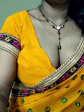 Snapshot of Hotty_Sonali chatting on September 30, 2025, 1:17 pm Hotty Sonali online show from September 30, 2025, 1:17 pm