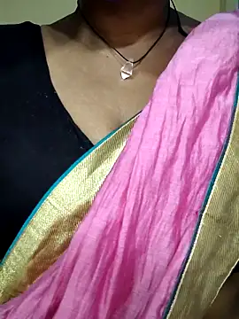 Snapshot of Hotty_Sonali chatting on September 24, 2025, 3:13 am Hotty Sonali online show from September 24, 2025, 3:13 am