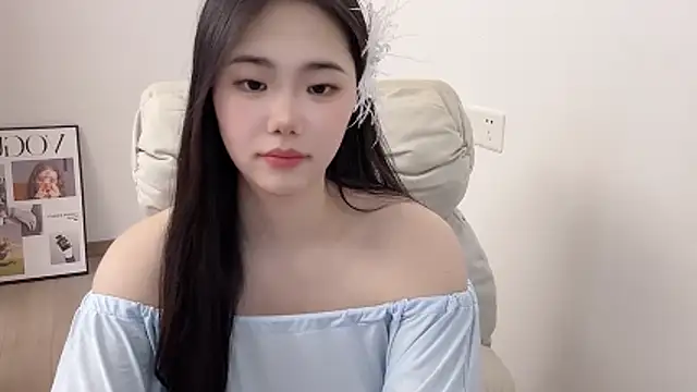 Snapshot of suki-1 chatting on July 5, 2026, 5:58 am suki-1 online show from July 5, 2026, 5:58 am