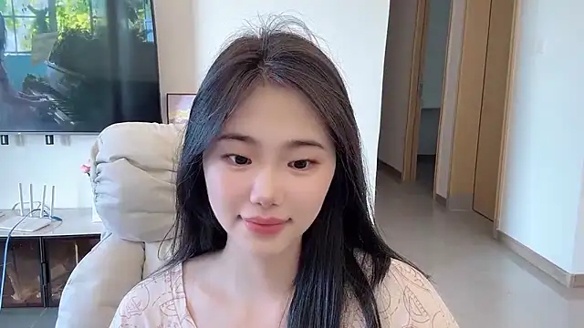 Snapshot of suki-1 chatting on November 5, 2025, 9:01 am suki-1 online show from November 5, 2025, 9:01 am