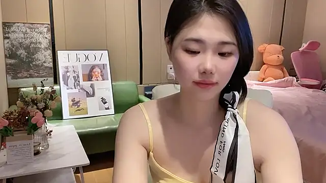 Snapshot of suki-1 chatting on October 14, 2025, 8:48 am suki-1 online show from October 14, 2025, 8:48 am