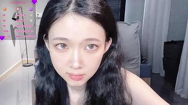 NiNi-baby520 online show from September 29, 2025, 7:26 am