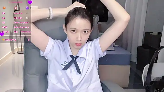 NiNi-baby520 online show from September 21, 2025, 7:24 am