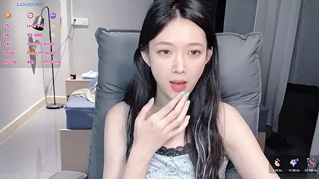 Snapshot of NiNi-baby520 chatting on November 3, 2025, 7:35 am NiNi-baby520 online show from November 3, 2025, 7:35 am