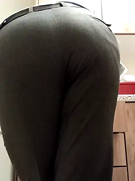 Snapshot of PROMYLOVE chatting on February 12, 2026, 4:45 am PROMYLOVE online show from February 12, 2026, 4:45 am