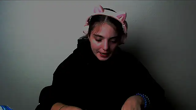 Sun Shine   online show from October 2, 2025, 9:07 pm