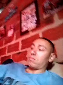 Snapshot of Radecc chatting on November 6, 2025, 1:26 pm Radecc online show from November 6, 2025, 1:26 pm