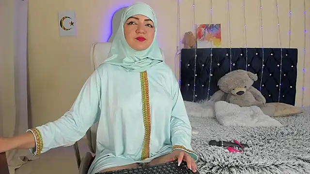 Snapshot of Dana-Alabi chatting on September 20, 2025, 3:22 am Dana-Alabi online show from September 20, 2025, 3:22 am