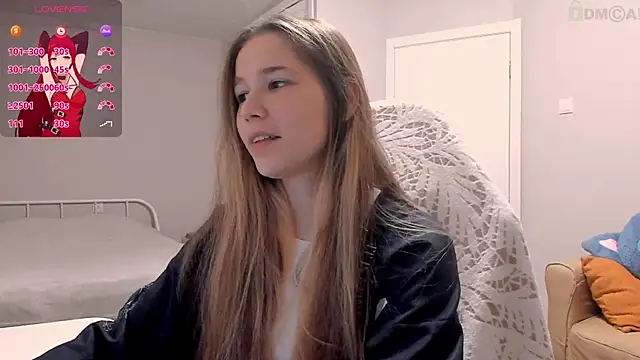 Snapshot of ValerieBubbles chatting on November 1, 2025, 9:19 pm ValerieBubbles online show from November 1, 2025, 9:19 pm