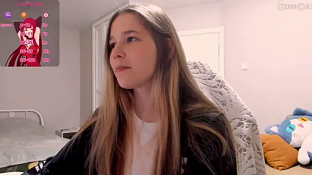 Snapshot of ValerieBubbles chatting on October 4, 2025, 7:37 pm ValerieBubbles online show from October 4, 2025, 7:37 pm