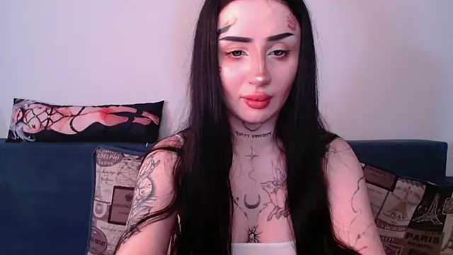 Snapshot of alisa_tattoogirl1 chatting on September 17, 2025, 7:49 pm alisa tattoogirl1 online show from September 17, 2025, 7:49 pm