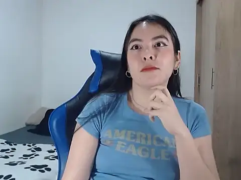 Snapshot of EloiseJun chatting on September 18, 2025, 7:28 pm EloiseJun online show from September 18, 2025, 7:28 pm