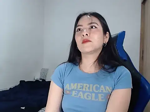 EloiseJun online show from November 7, 2025, 1:54 am