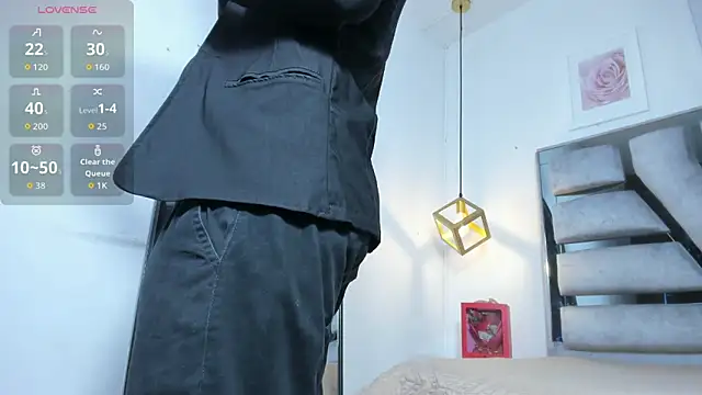 lianfox  online show from February 14, 2026, 1:00 pm