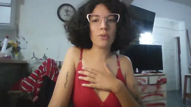 Snapshot of loliporomero chatting on November 3, 2025, 12:49 am loliporomero online show from November 3, 2025, 12:49 am