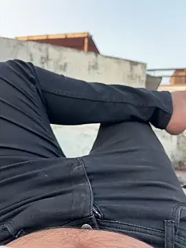 joker 699   online show from December 3, 2025, 11:42 am