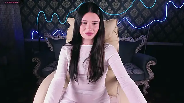 Snapshot of Neyla_Charm chatting on October 22, 2025, 7:13 pm Neyla Charm online show from October 22, 2025, 7:13 pm