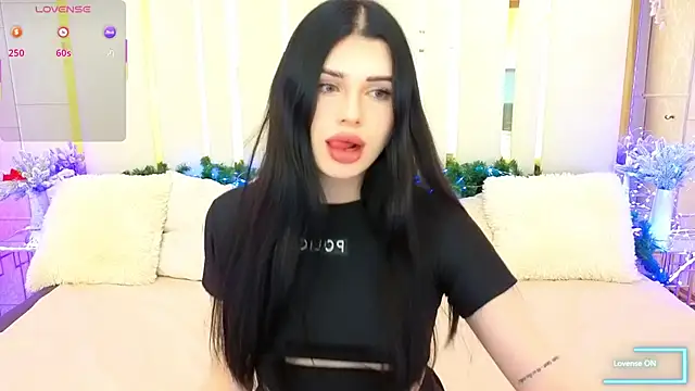 Neyla Charm online show from January 13, 2026, 8:46 pm