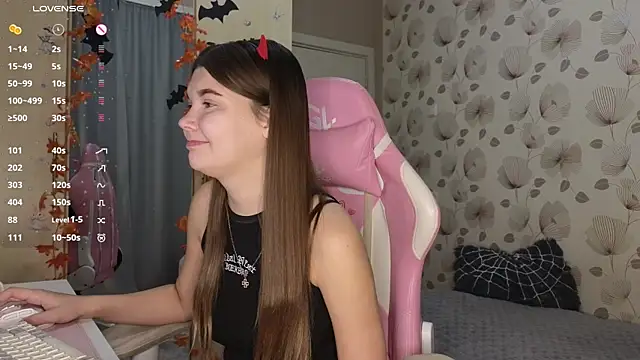 Snapshot of _cute_ice chatting on October 31, 2025, 6:10 am  cute ice online show from October 31, 2025, 6:10 am