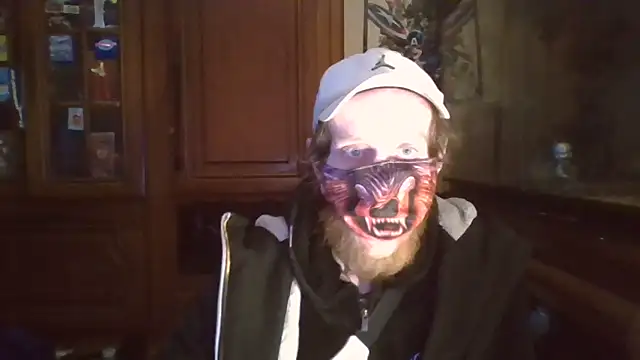 Snapshot of zipman92 chatting on December 18, 2025, 2:43 pm zipman92 online show from December 18, 2025, 2:43 pm