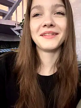 Snapshot of MichelleRoux chatting on September 25, 2025, 10:54 am MichelleRoux online show from September 25, 2025, 10:54 am