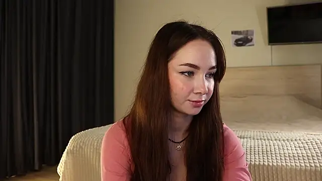 NessaDay online show from March 6, 2026, 4:29 am