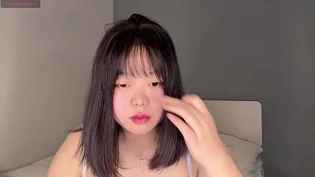 Snapshot of Kittenfishing chatting on September 30, 2025, 5:57 am Kittenfishing online show from September 30, 2025, 5:57 am