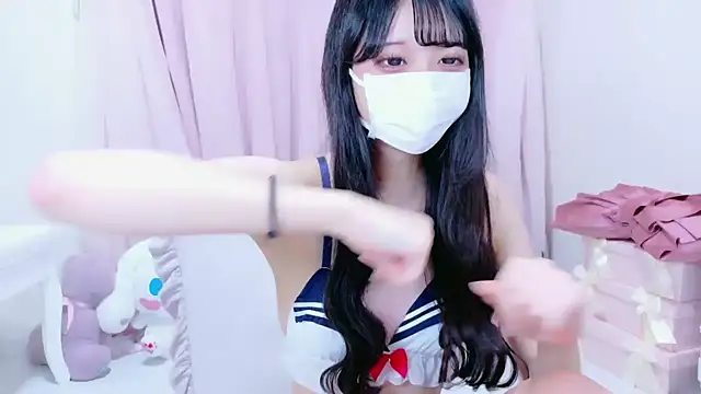 Snapshot of Mero_love_ch chatting on October 18, 2025, 8:55 pm Mero love ch online show from October 18, 2025, 8:55 pm