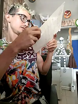 Snapshot of moorejhosua chatting on October 18, 2025, 3:14 pm moorejhosua online show from October 18, 2025, 3:14 pm