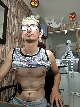 Snapshot of moorejhosua chatting on October 25, 2025, 4:18 pm moorejhosua online show from October 25, 2025, 4:18 pm