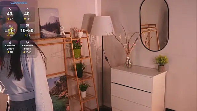 MoiraEger online show from March 10, 2026, 4:22 pm