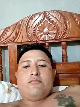 Snapshot of crees99 chatting on October 5, 2025, 6:20 pm crees99 online show from October 5, 2025, 6:20 pm