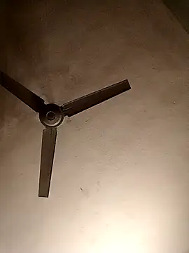 Snapshot of crees99 chatting on October 11, 2025, 2:12 am crees99 online show from October 11, 2025, 2:12 am