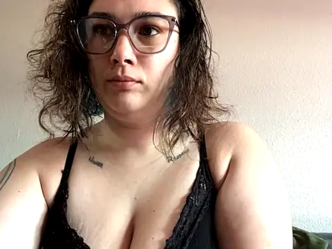 Snapshot of paigeycakes chatting on October 5, 2025, 9:27 pm paigeycakes online show from October 5, 2025, 9:27 pm