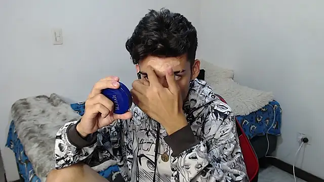 Rimuru17 online show from March 12, 2026, 3:23 am