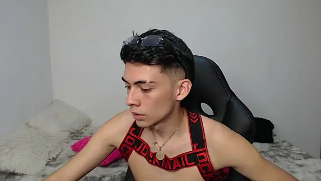 Rimuru17 online show from March 30, 2026, 3:52 am