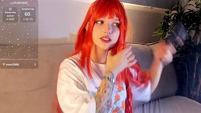 Molly Platt online show from November 27, 2025, 9:21 am