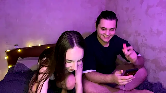 lailarays online show from November 7, 2025, 4:11 pm