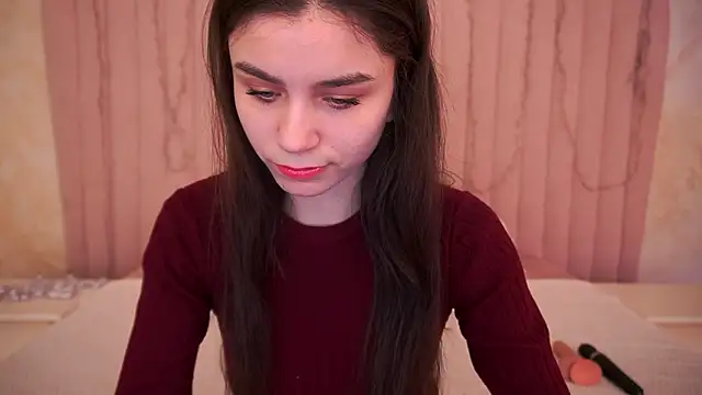 Snapshot of HeavenElle chatting on February 3, 2026, 7:02 am HeavenElle online show from February 3, 2026, 7:02 am