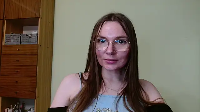 LooveELLYx online show from February 25, 2025, 8:53 pm