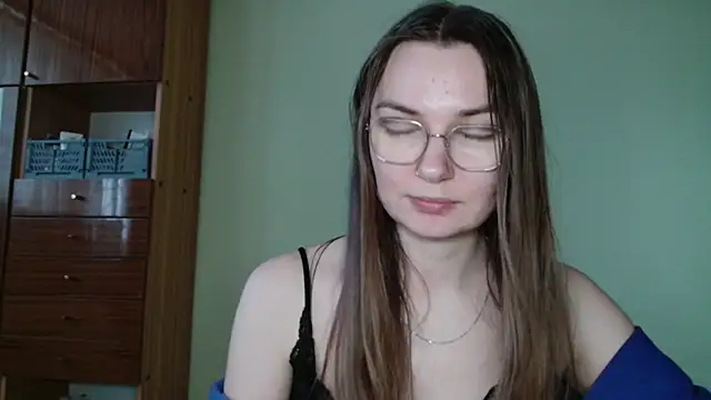 LooveELLYx online show from January 28, 2025, 2:31 pm