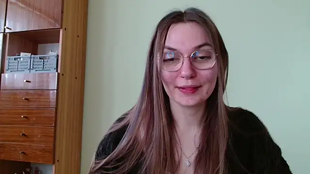 LooveELLYx online show from January 24, 2025, 10:43 am