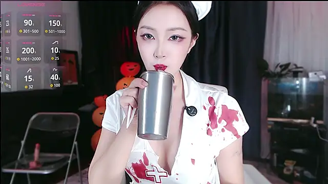 Snapshot of Candice-99 chatting on November 1, 2025, 2:00 pm Candice-99 online show from November 1, 2025, 2:00 pm