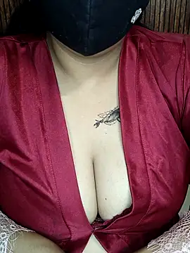 Snapshot of sapna_2121 chatting on October 5, 2025, 5:14 pm sapna 2121 online show from October 5, 2025, 5:14 pm