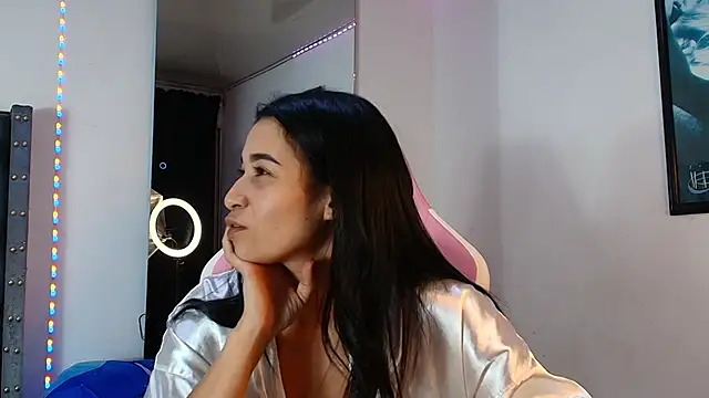 GraceWallace  online show from November 30, 2025, 1:50 am