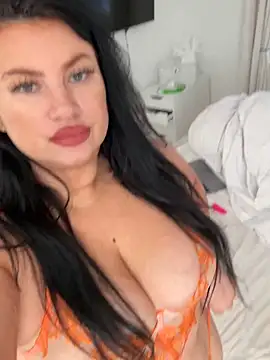 Snapshot of Desire-XOXOX chatting on September 12, 2025, 7:19 am Desire-XOXOX online show from September 12, 2025, 7:19 am