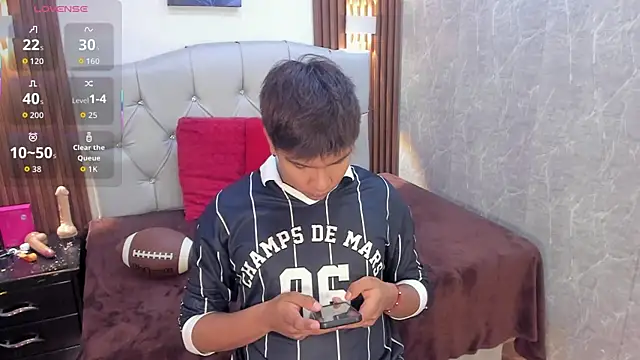 Thiago Kozak online show from May 25, 2026, 7:56 pm
