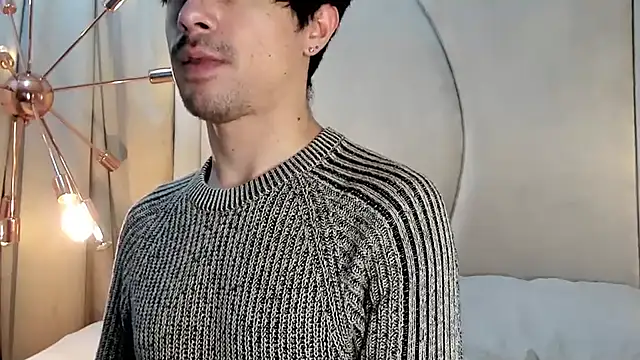 Snapshot of BryCams3 chatting on October 2, 2025, 4:16 am BryCams3 online show from October 2, 2025, 4:16 am