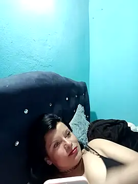 Snapshot of Hanna_Kieran chatting on October 30, 2025, 3:38 am Hanna Kieran online show from October 30, 2025, 3:38 am